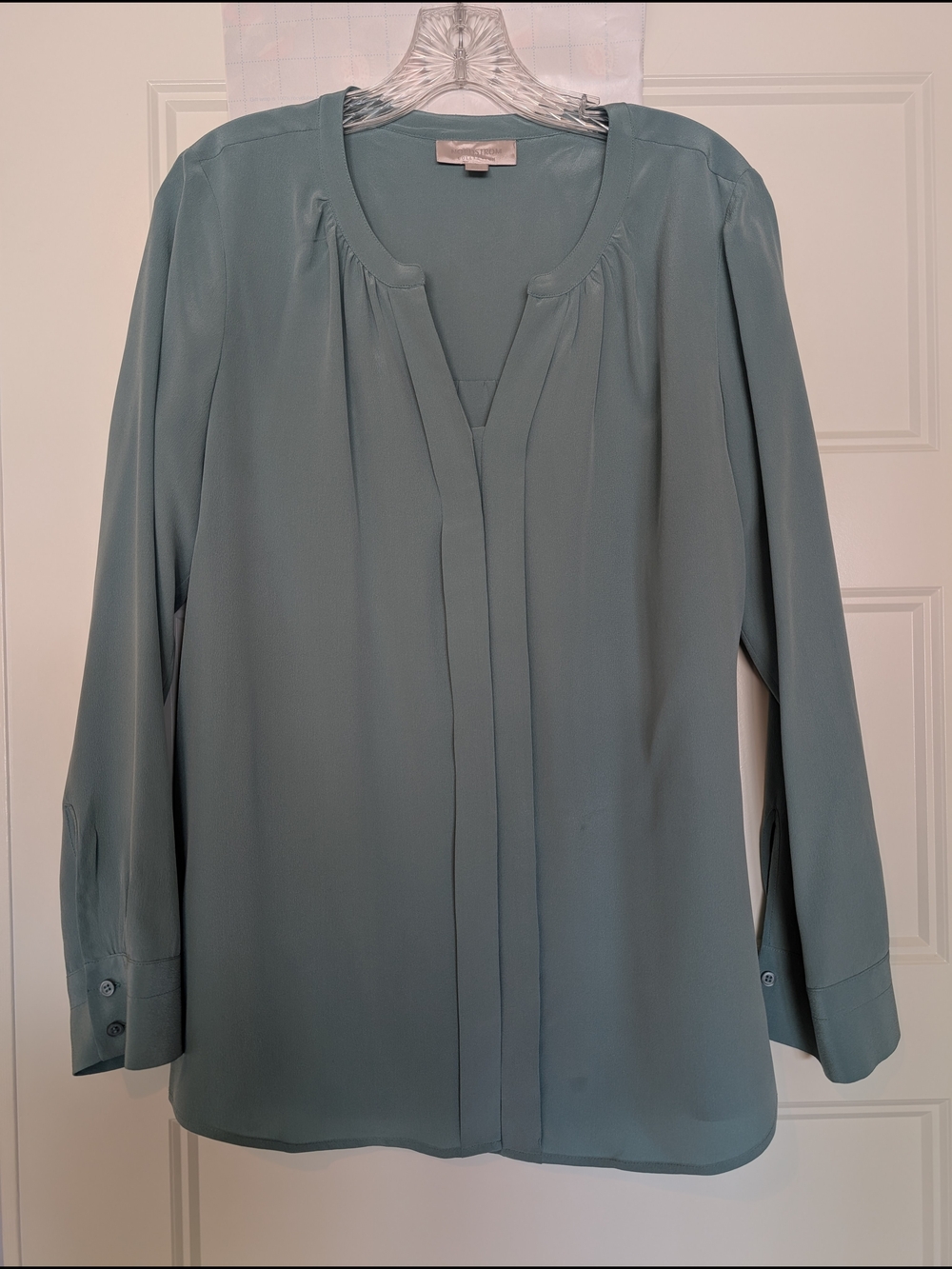 Nordstrom Silk Seafoam Green Long-Sleeve Split-Neck Blouse
